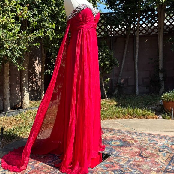 Komal Sood Size 6 Red Formal Gown Crystal Bejewelled Bust Silk Chiffon Luxe - Picture 7 of 11